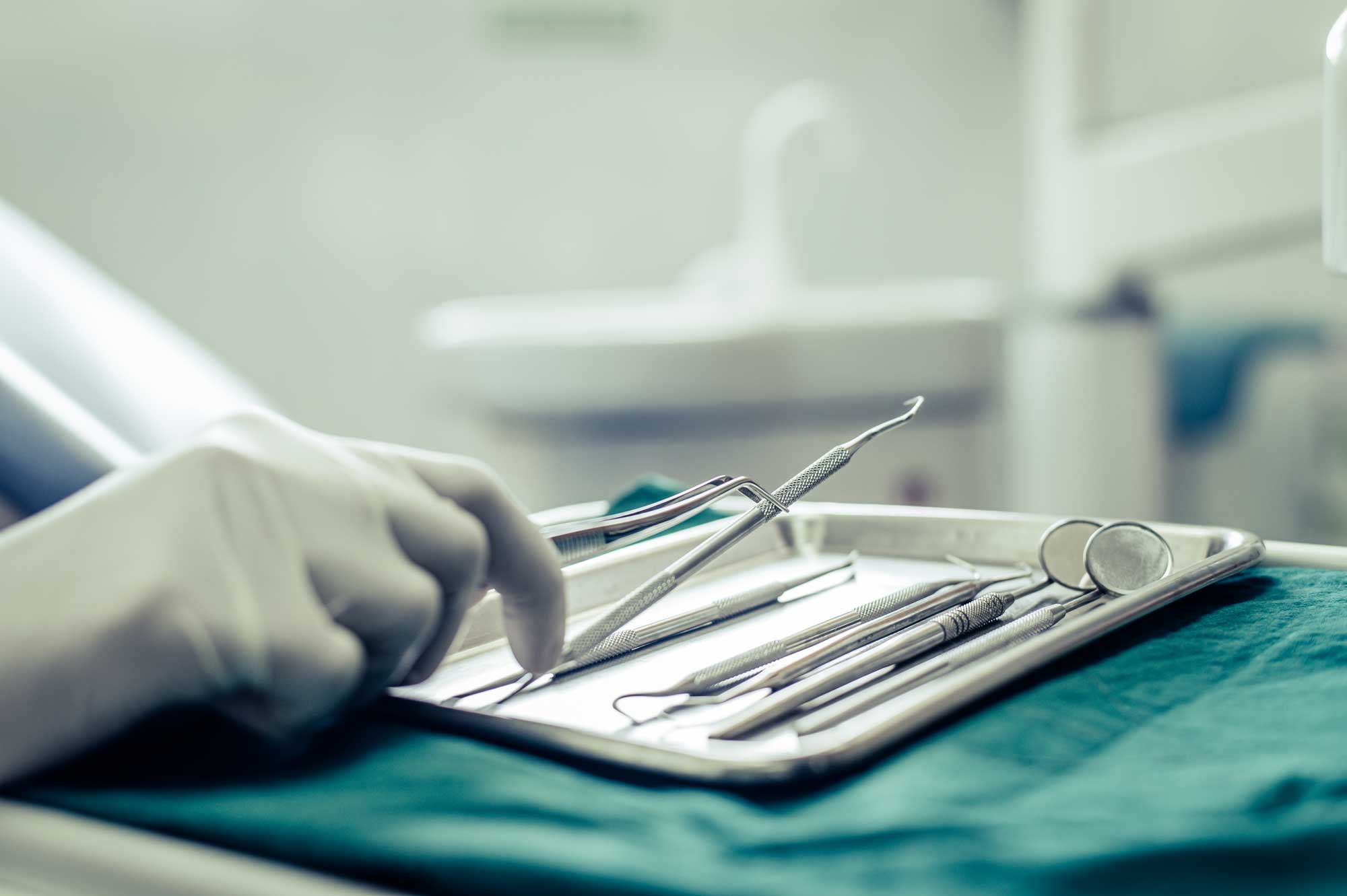 clínica dental en Aluche, dentista en Aluche, cirugía oral en Aluche.